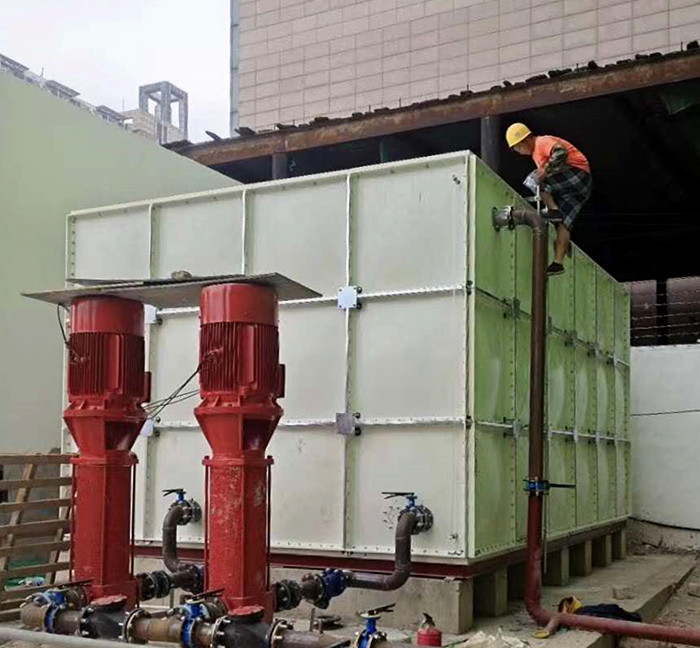 怎樣測量玻璃鋼水箱壓力？