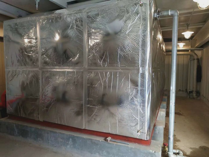 什么是不銹鋼保溫水箱？